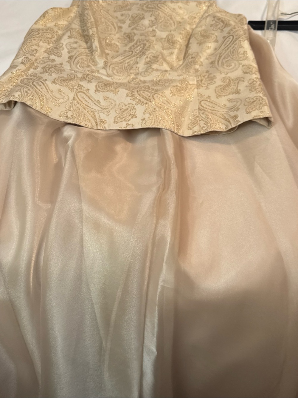 Sleeveless Metallic Brocade 2pc skirt set in Gold - Classic Formal Gown - Picture 8 of 12
